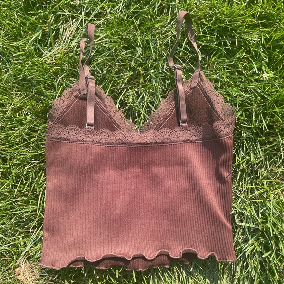 EXTRA SMALL BRAND NEW NEVER WORN F21 LACE CAMI - Picture 2 of 2